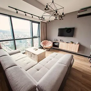 https://porta-batumi-tower-6010.batumihotels.net